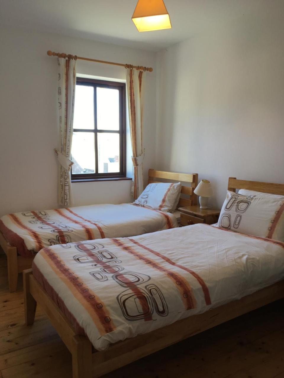 O'Connors Guesthouse Faha  Extérieur photo